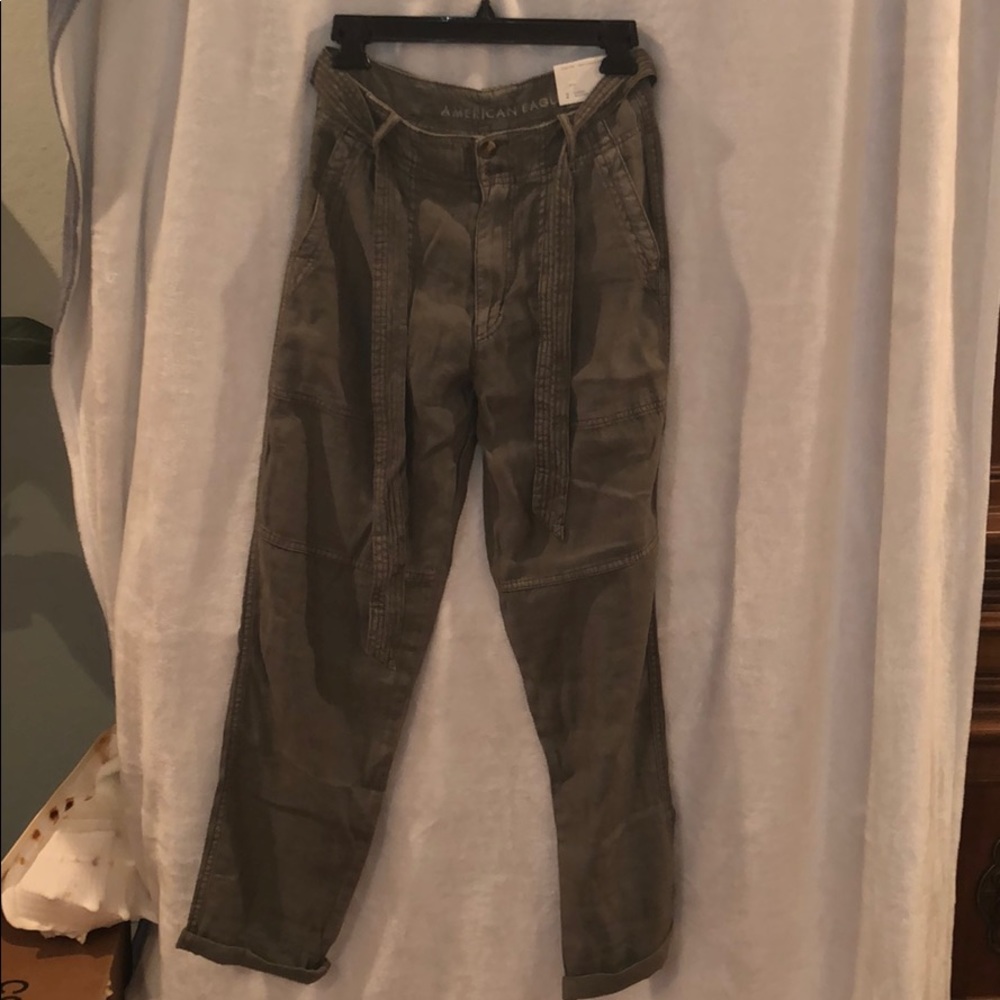❗️ NEW WITH TAGS ❗️American Eagle slacks